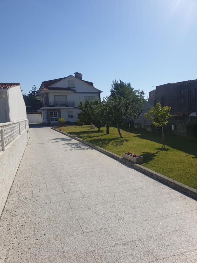 Atico En O Grove Con Jardin Lägenhet Exteriör bild